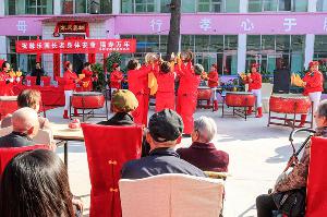 馨乐园节目表演