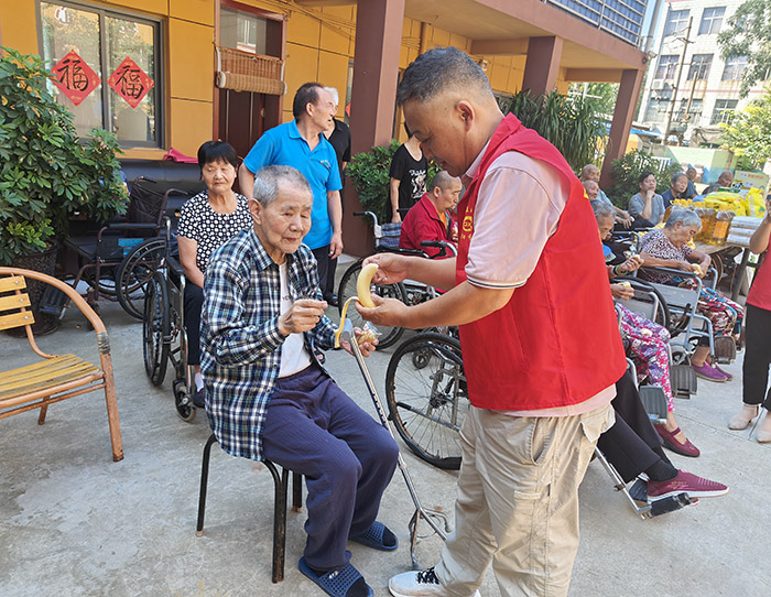 启行聚益勤力为公爱心传递（二）