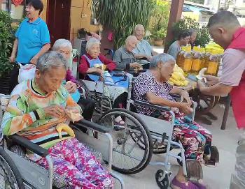 洛阳馨乐园养老院启行聚益勤力为公爱心传递（一）