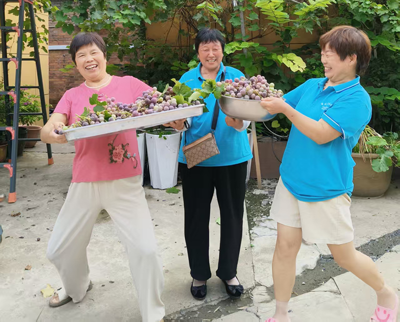 馨乐园养老院老人活动