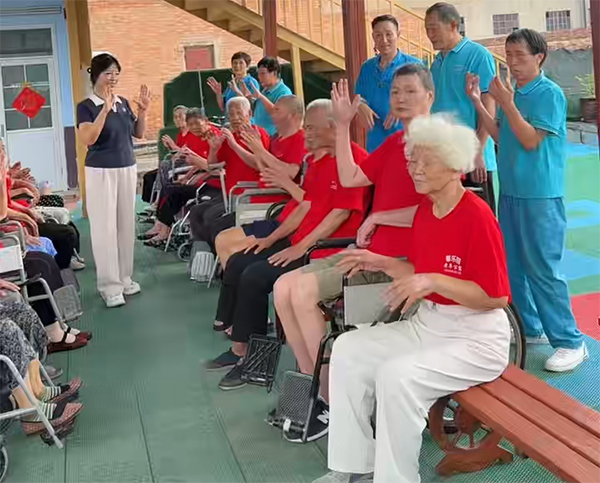 赶紧来馨乐园养老院吧